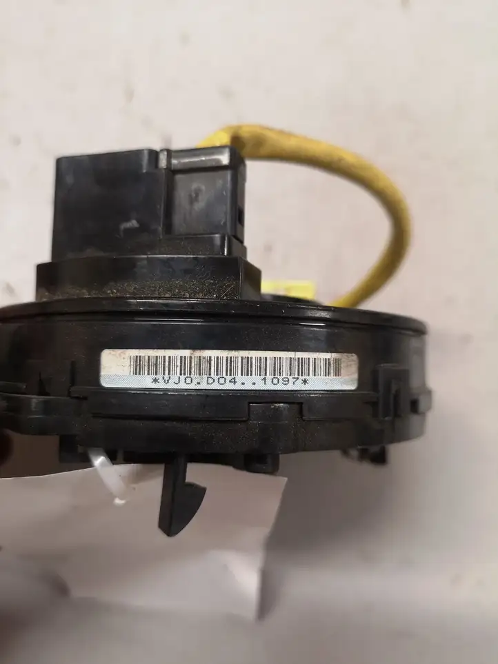 Toyota Yaris Verso (1999 - 2005) D041097 Контактное кольцо SRS — фото 2