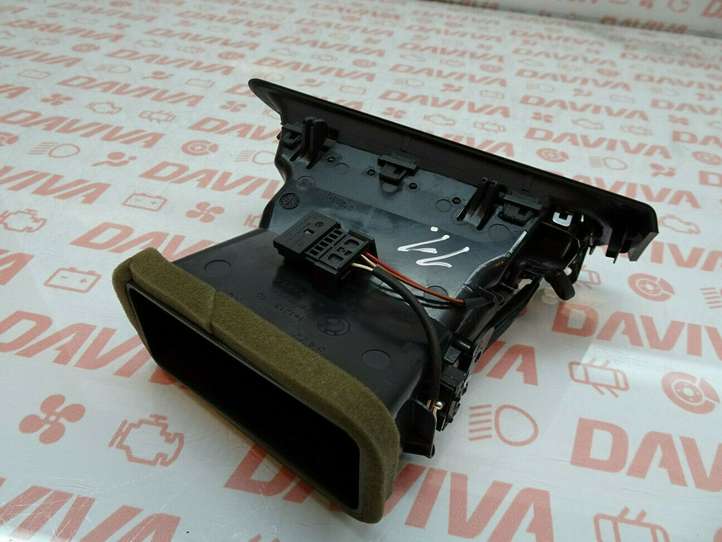 BMW 5 F10 F11 (2009 - 2016)  F3911586108 Боковая воздушный дефлектор