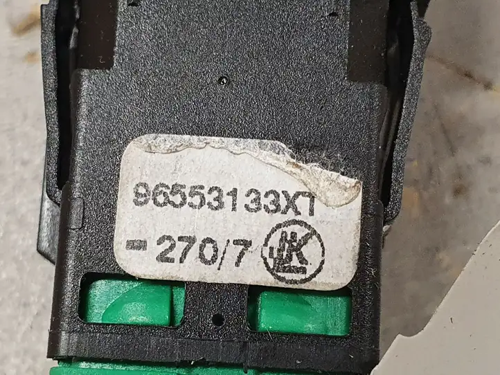 Citroen C4 I Picasso (2006 - 2013) 96553133XT Кнопка парктроника — фото 2