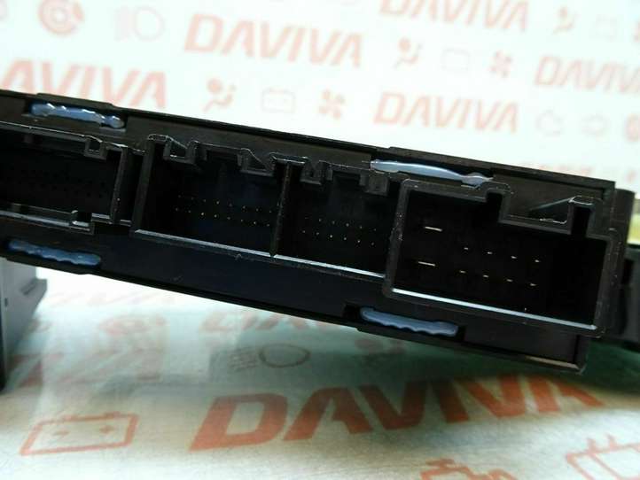 Volkswagen Touareg I (2002 - 2010)  7L0959795A Механизм подъема окон задней двери