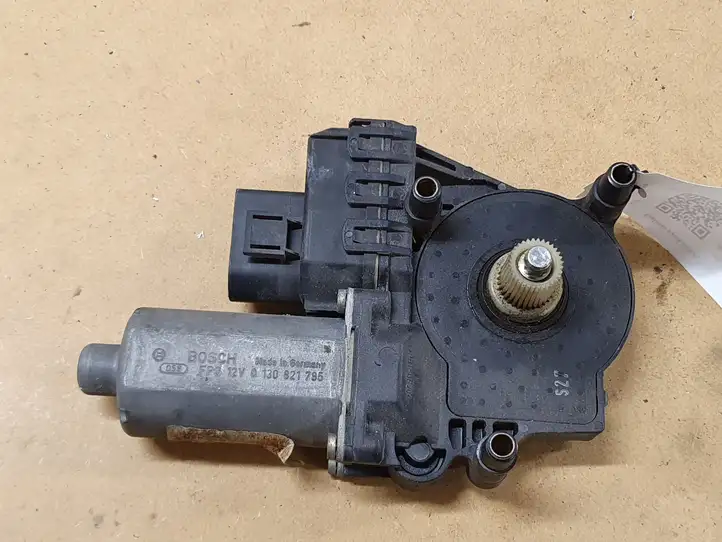 Audi A6 S6 C5 4B (2001 - 2004) 0130821785 Стеклоподъемник задней двери — фото 1