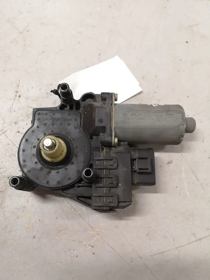 Audi A6 S6 C5 4B (2001 - 2004) 0130821758 Стеклоподъемник задней двери — фото 3