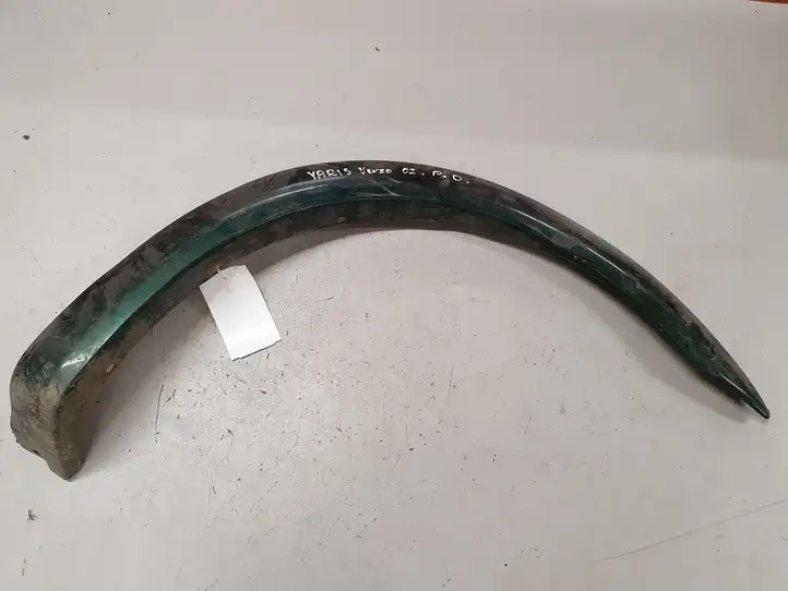 Toyota Yaris Verso (1999 - 2005) 5308752010 Накладка колесной арки — фото 1