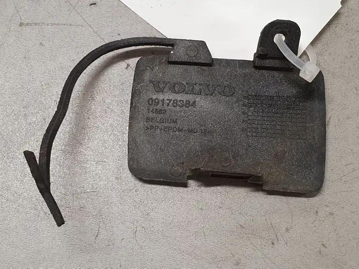 Volvo S60 (2000 - 2004) 09178384 Заглушка буксировочной петли — фото 2