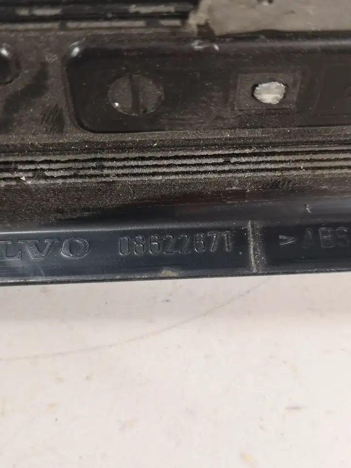 Volvo S40 (2004 - 2007) 08622671 Внутренняя отделка переднего порога — фото 2