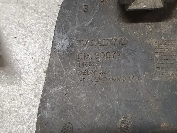 Volvo S60 (2000 - 2004) 09190077 Заглушка буксировочной петли бампера — фото 2