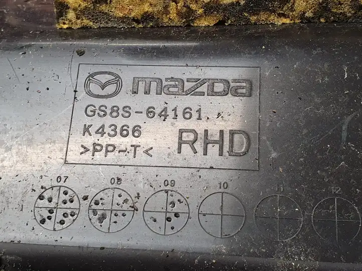 Mazda 6 (2009 - 2012) GS8S Вещевой ящик — фото 2