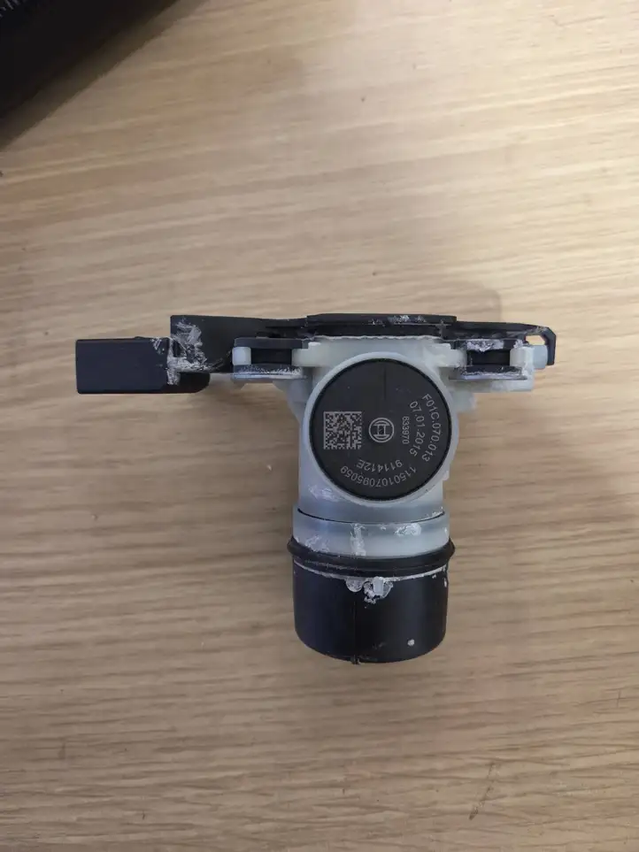 BMW X5 F15 (2013 - 2017) F01C250142 Насос AdBlue — фото 2