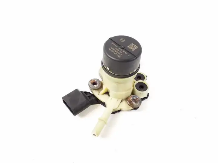 Mercedes-Benz E C207 W207 (2009 - 2017) A0024707794 Насос AdBlue — фото 1