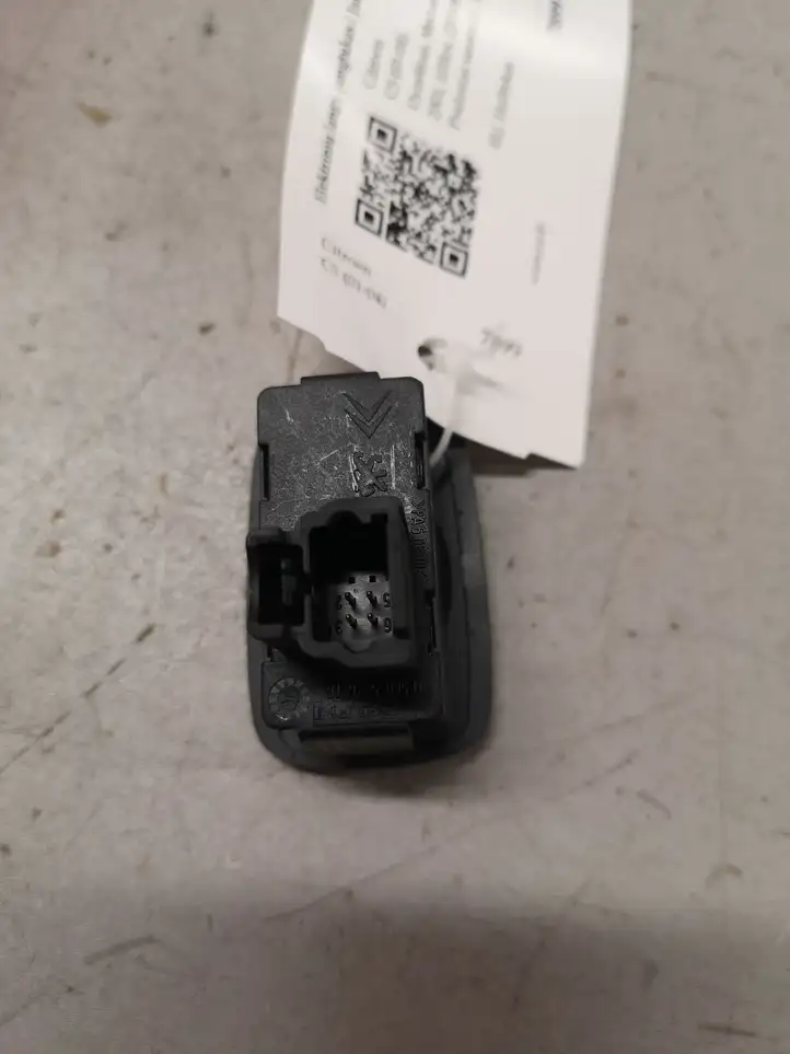 Citroen C5 (2001 - 2004) 96326947ZJ Блок кнопок стеклоподъемников — фото 2