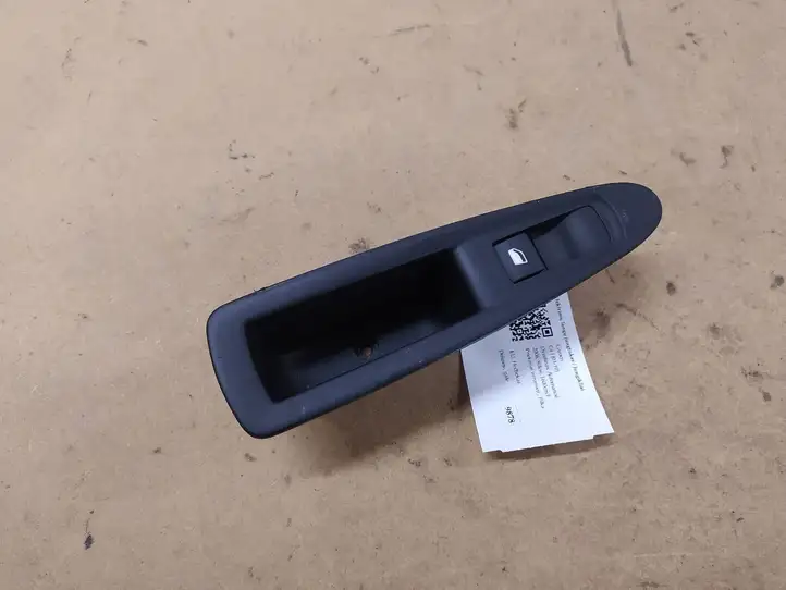 Citroen C4 (2004 - 2008) 9650912777 Кнопка стеклоподъемников — фото 1