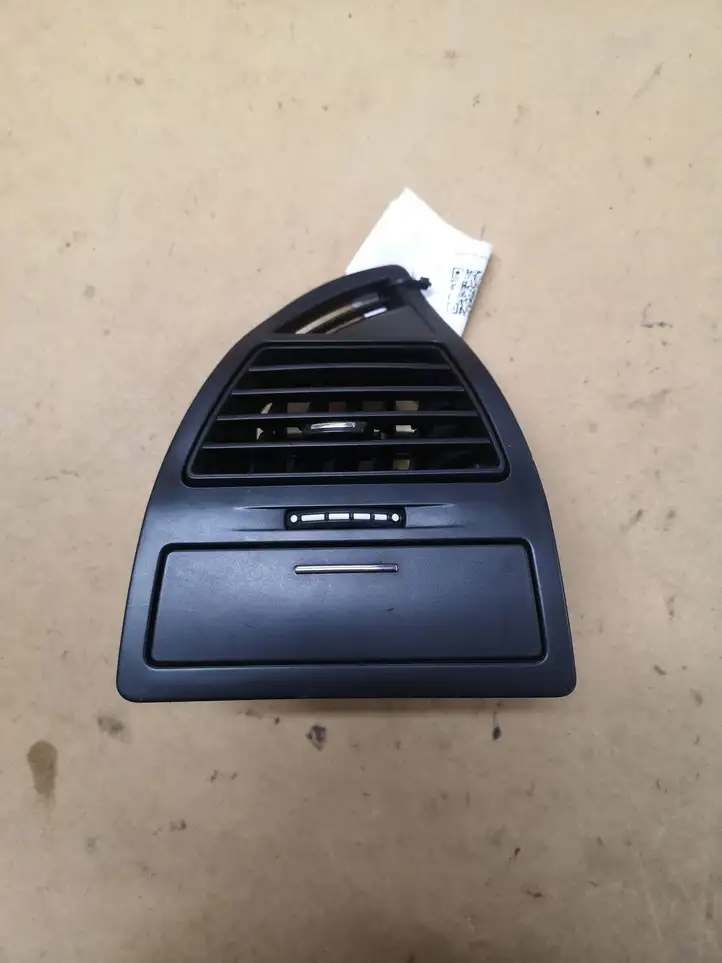 Citroen C4 (2004 - 2008) 9646337977 Боковой воздушный дефлектор — фото 1