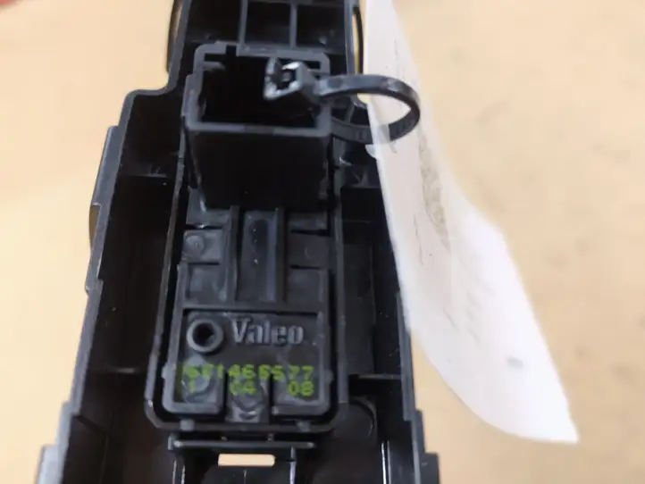 Citroen C4 (2004 - 2008) 9651465677 Кнопка стеклоподъемников — фото 3