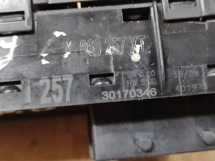 Citroen C5 (2008 - 2017) 9660257XT Кнопка стеклоподъемников — фото 4