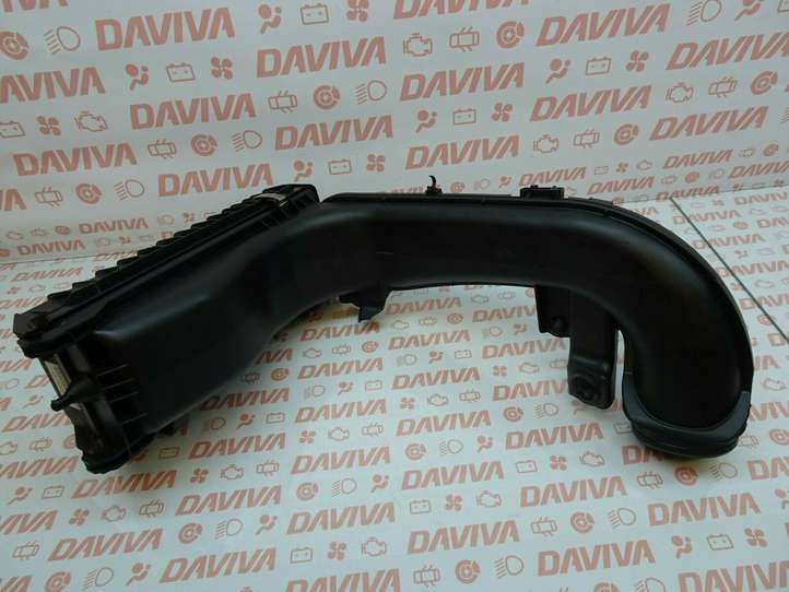 BMW 4 F32 F33 (2013 - 2017)  70570576 Коробка воздушного фильтра