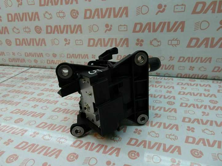Toyota Auris 150 (2006 - 2012)  89451-52030 Отделка рычага переключения передач (кожа, головка)