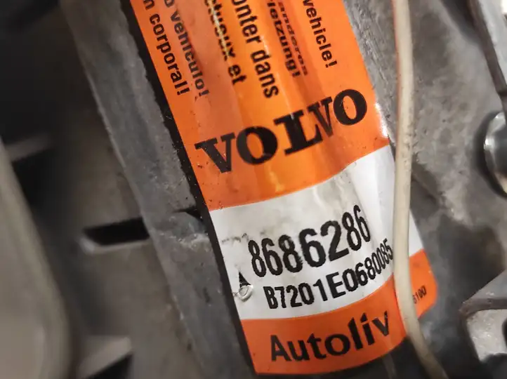 Volvo XC90 (2002 - 2006) 8686286 Подушка безопасности руля — фото 4