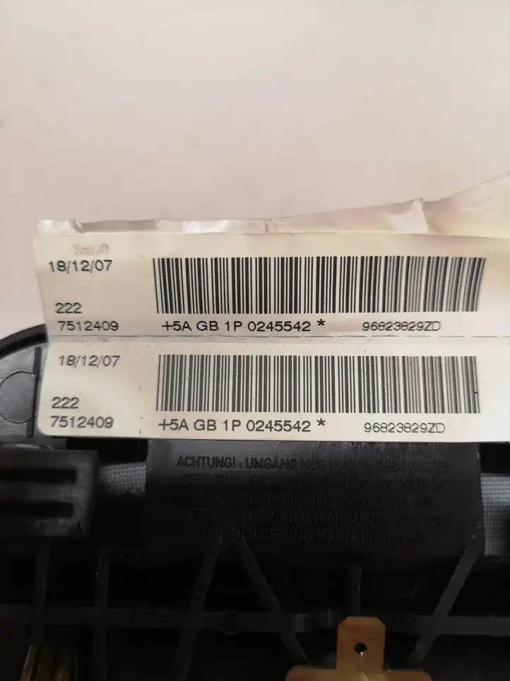 Citroen C4 (2004 - 2008) 96823829ZD Подушка безопасности руля — фото 3