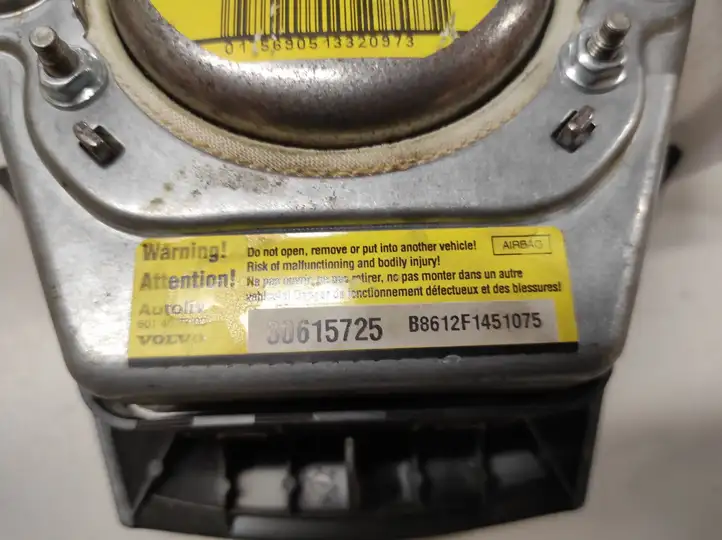 Volvo V50 (2004 - 2008) 30615725 Подушка безопасности руля — фото 4