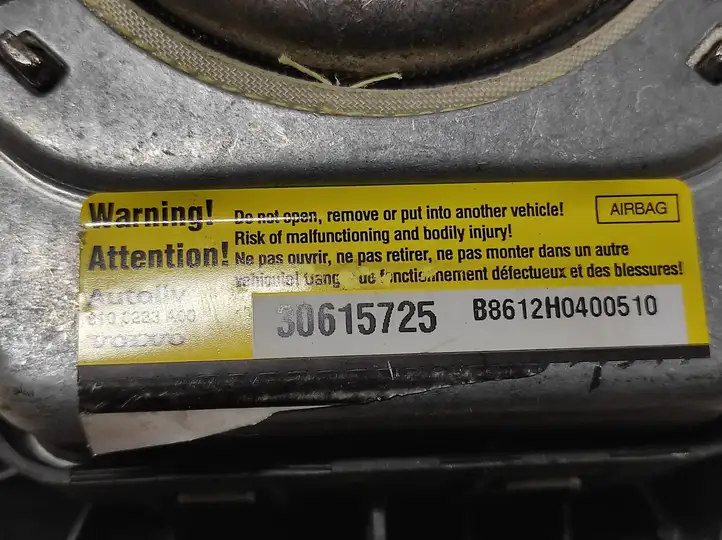 Volvo V50 (2004 - 2008) 30615725 Подушка безопасности руля — фото 4