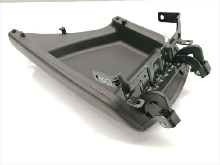 Hyundai i40 (2011 - )   Подлокотник