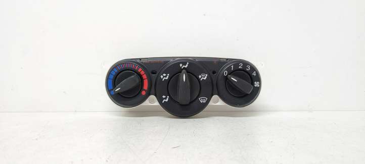 Ford Focus (1998 - 2004)  98AB18C419 Блок управления кондиционера воздуха / климата/ печки (в салоне)