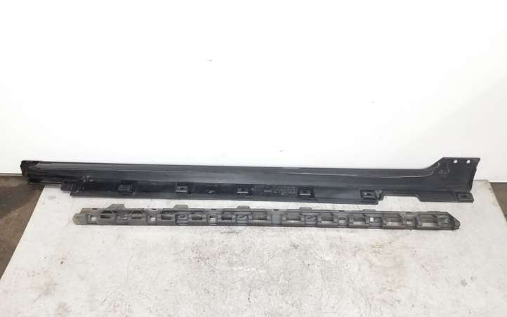 Volkswagen PASSAT B8 (2015 - )  3G0853858 Порог