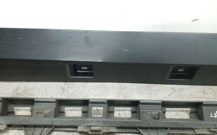 Volkswagen PASSAT B8 (2015 - )  3G0853858 Порог
