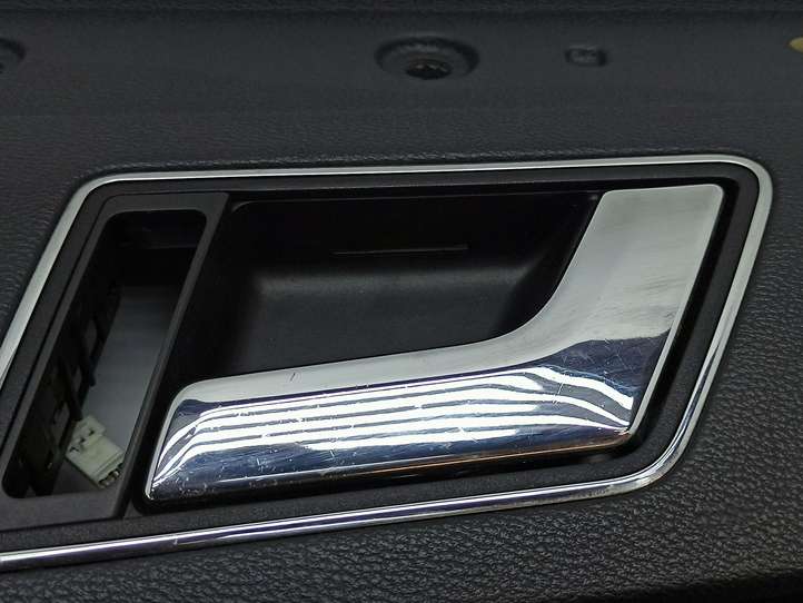 Mercedes-Benz E W212 (2009 - 2016)  A2127201622 Обшивка передней двери