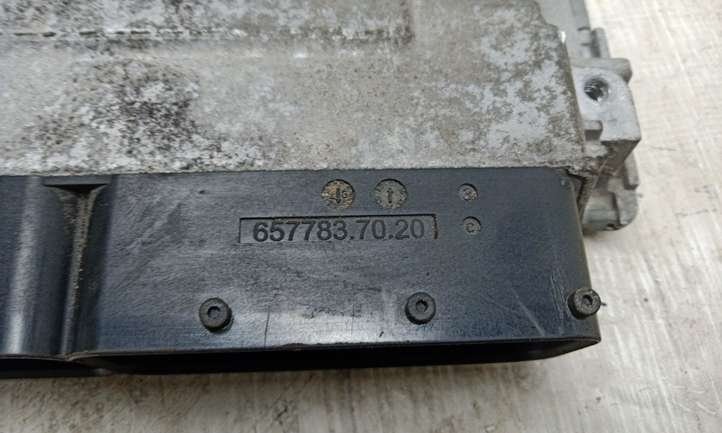 Audi A3/S3 8P (2004 - 2008)  03G906018DH Блок управления двигателя