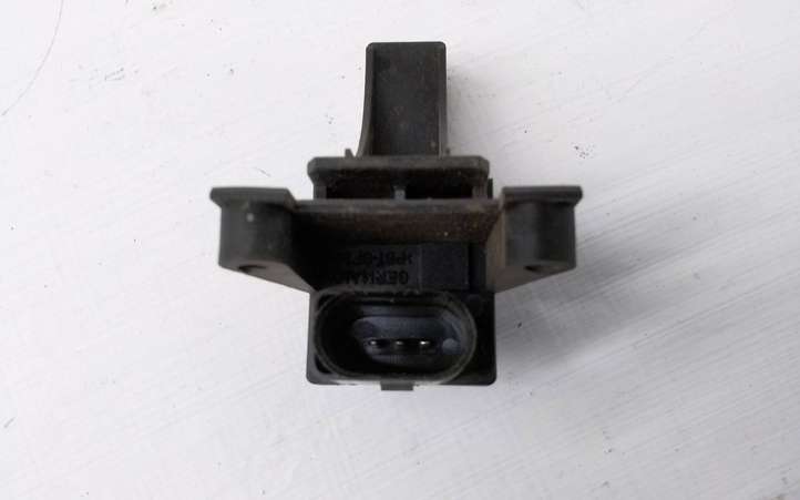 Audi A3/S3 8P (2004 - 2008)  4B0919145B Усилитель антенны