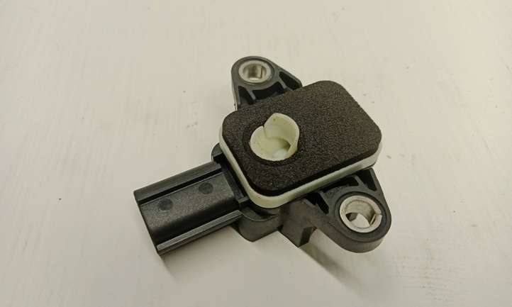 Audi A3/S3 8P (2004 - 2008)  8P0955557 Датчик удара надувных подушек