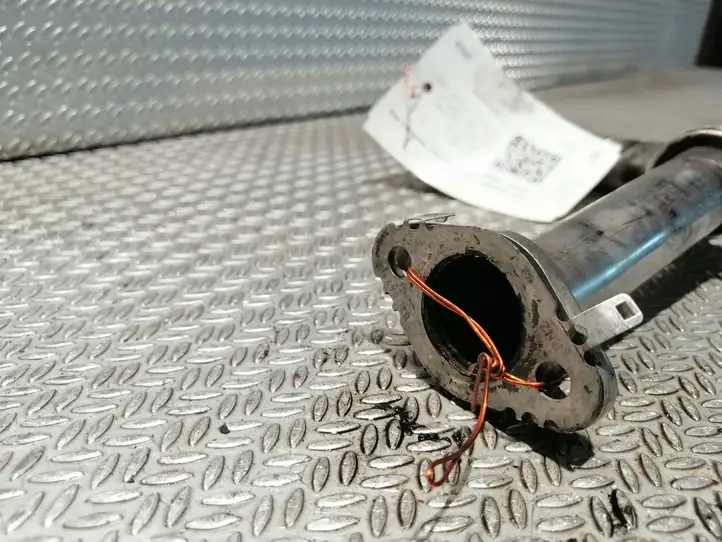 Volkswagen Crafter (2006 - 2016) 03L131521AR Трубка EGR — фото 4