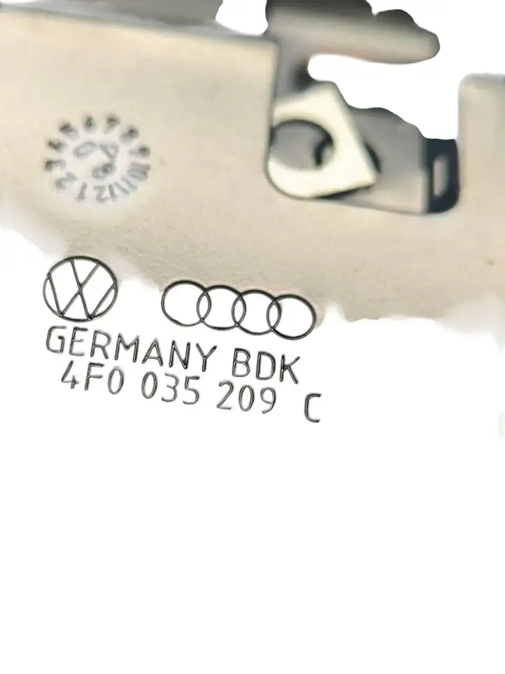 Audi A4 S4 B8 8K (2007 - 2011) 4F0035209C Кронштейн GPS-навигатора — фото 2