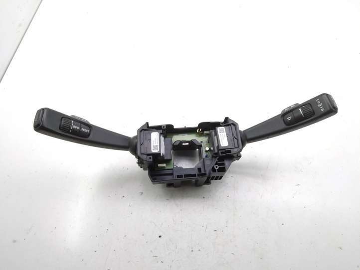 Volvo XC70 (2007 - 2013)  31264162 Ручка поворотов/ фонарей