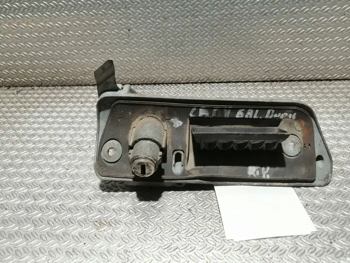 Volkswagen Caddy (2004 - 2010) 2K0827565G Ручка багажной двери — фото 1