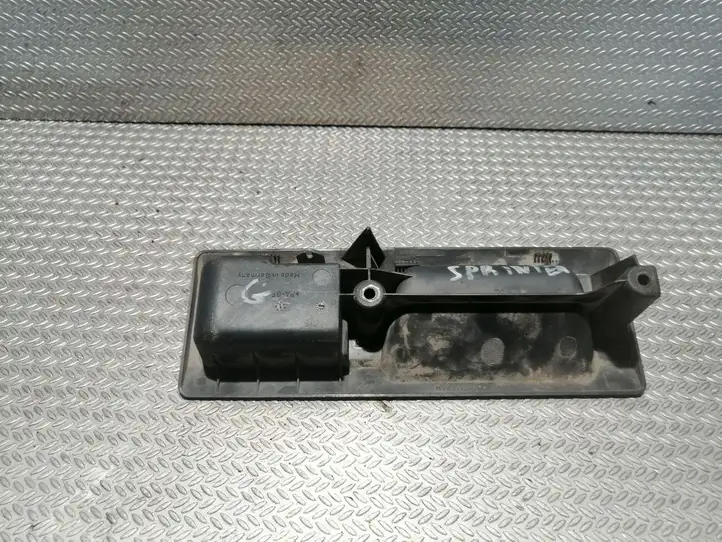 Mercedes-Benz Sprinter W901 W902 W903 W904 (1995 - 2007) 9017600061 Внутренняя ручка задней двери — фото 2