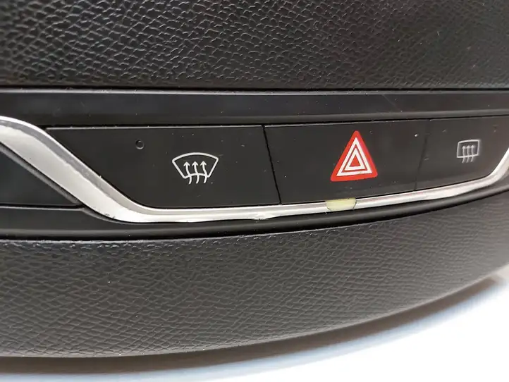Peugeot 308 (2013 - 2021) 96777660 Включатель аварийных фонарей — фото 5