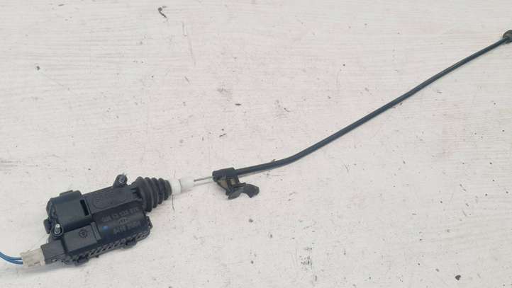 Opel Astra (2004 - 2009)  13125619 Двигатель центрально замка