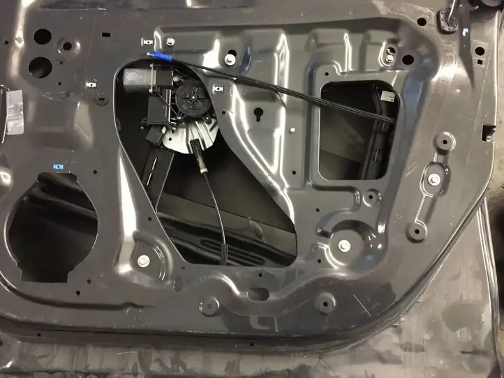 Toyota Auris 150 (2006 - 2012) Дверь — фото 2