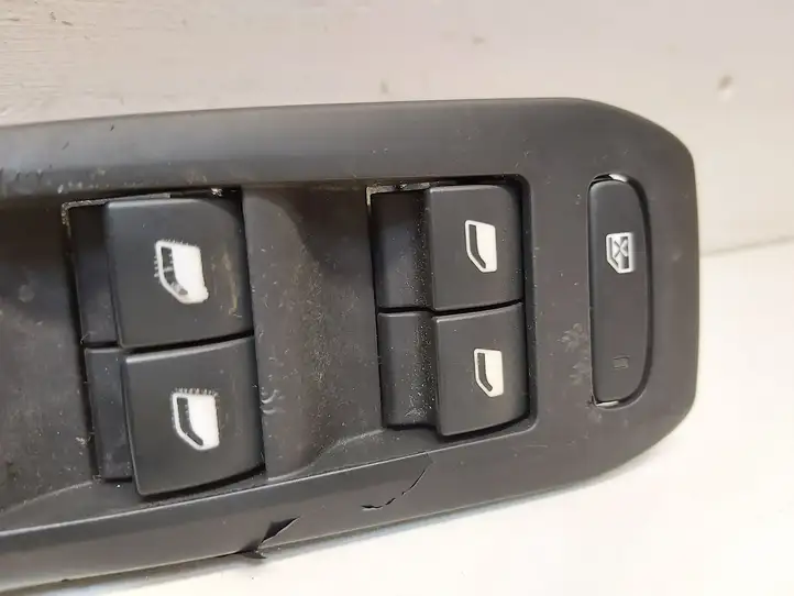 Peugeot 308 (2013 - 2021) 96788264 Блок кнопок стеклоподъемников — фото 6
