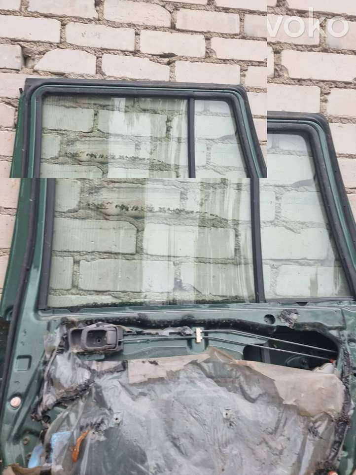 Nissan Patrol (1997 - 2010)   Задняя дверь