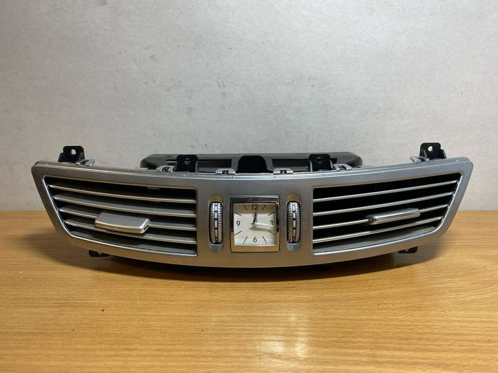 Mercedes-Benz S W221 (2005 - 2013)  A2218300954 Воздушная решётка окна