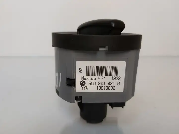 Skoda Yeti (5L) (2013 - 2018) 5L0941431 Включатель фонарей — фото 3