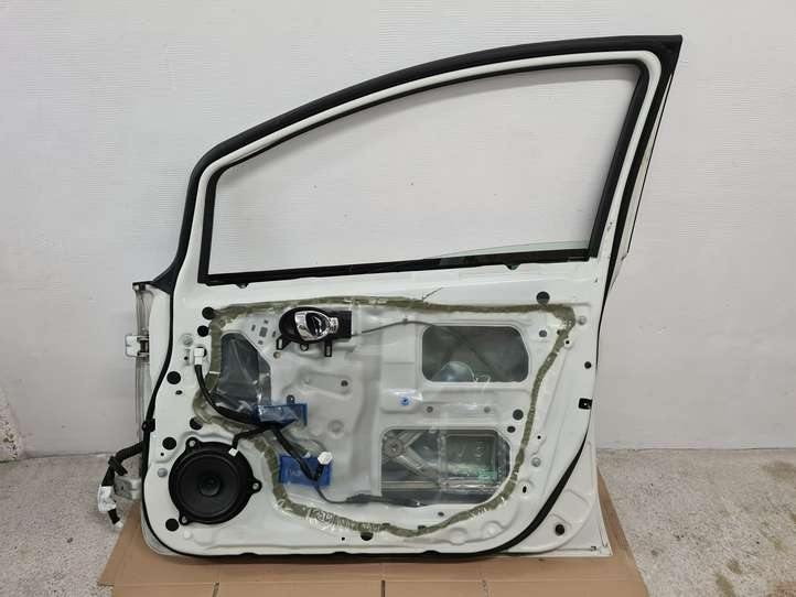 Nissan Note (E12) (2014 - 2018)   Дверь