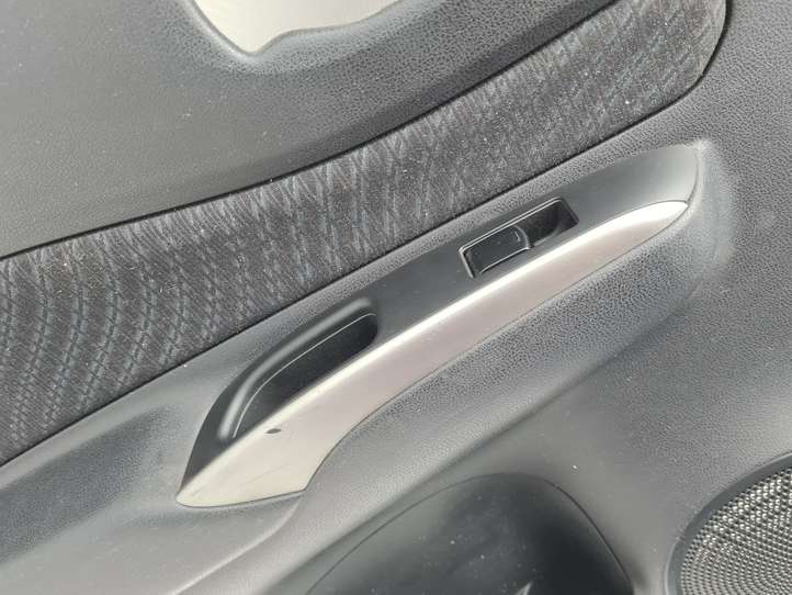 Nissan Note (E12) (2014 - 2018)  829233VW1A Обшивка задней двери