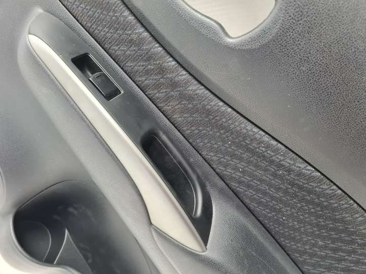 Nissan Note (E12) (2014 - 2018)  829223VW1A Обшивка задней двери