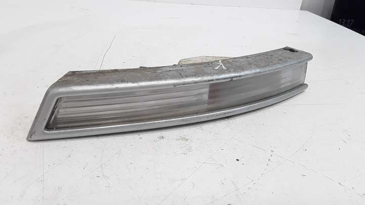 Volkswagen PASSAT B6 (2005 - 2010)  3C0953041H Указатель поворота передний