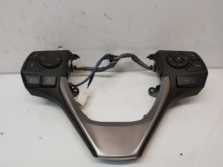 Toyota RAV 4 (XA40) (2012 - 2018) 75E566 Кнопки на рулевом колесе — фото 1