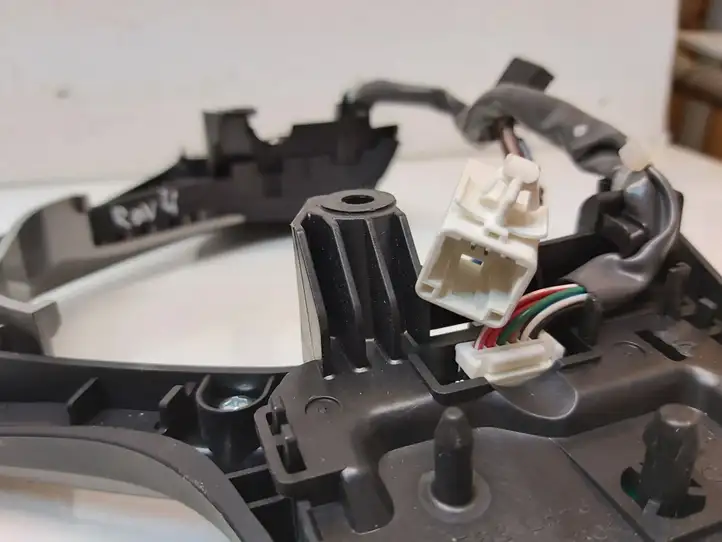 Toyota RAV 4 (XA40) (2012 - 2018) 75E566 Кнопки на рулевом колесе — фото 5